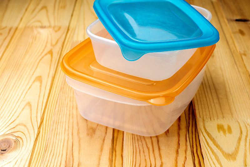 plastic food storage containers