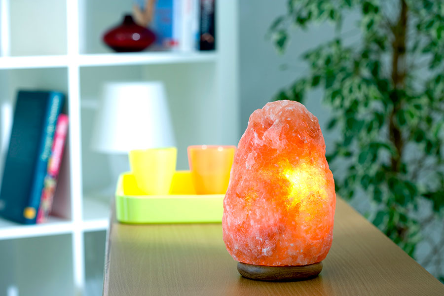 Himalayan salt lamp